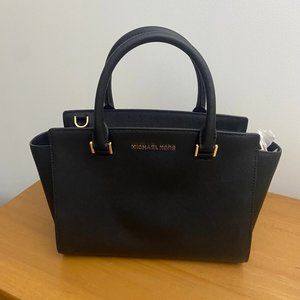 Michael Kors Selma in Black NWT